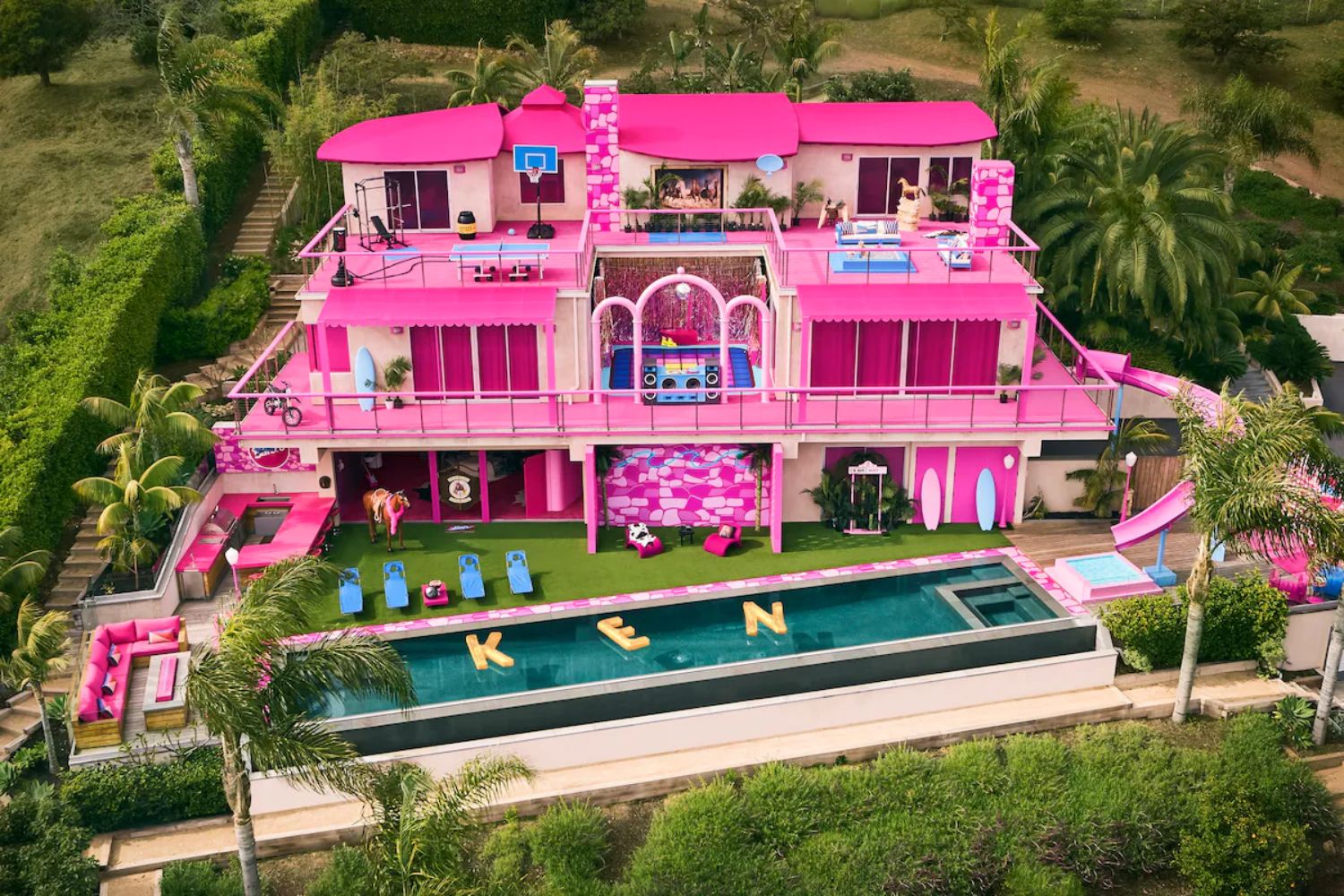 Airbnb Barbie