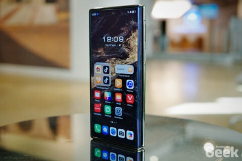 Huawei Mate Xt Live 05