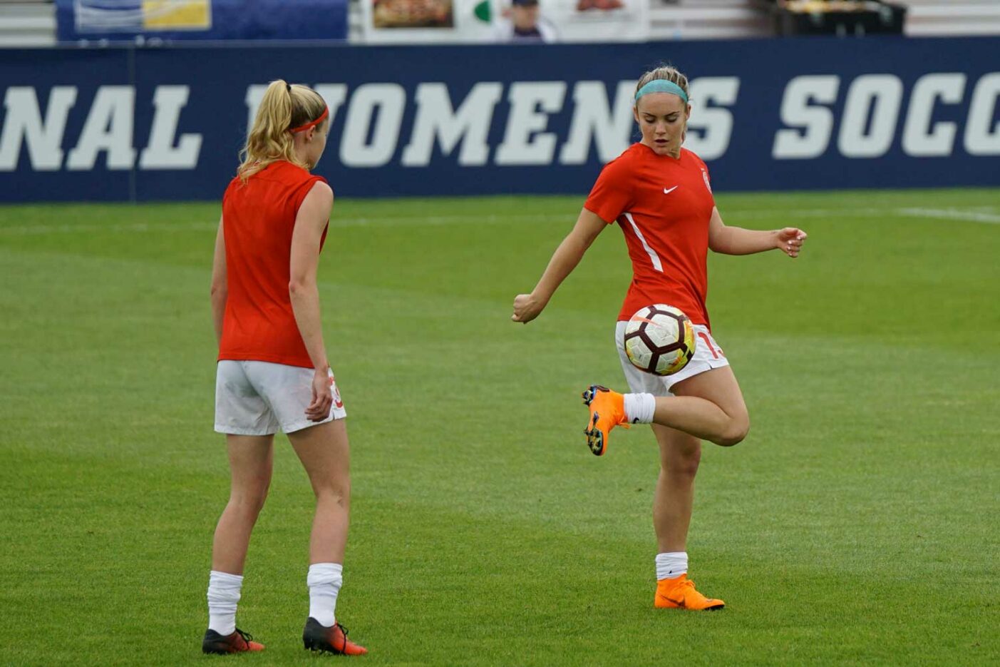 Femme Football Ballon