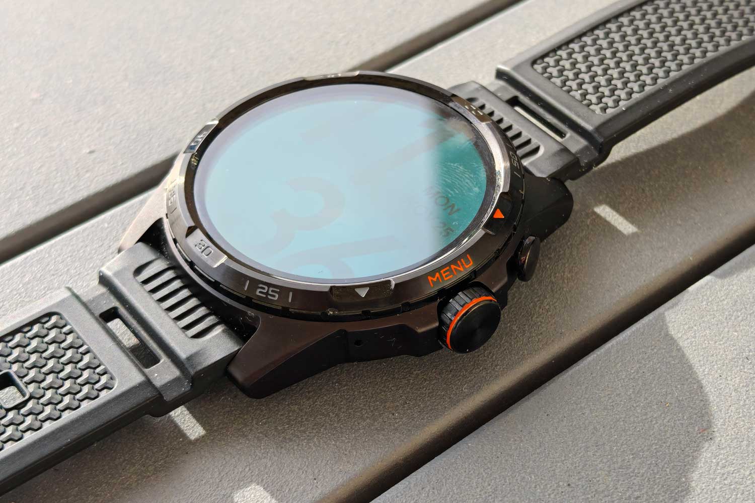 Mobvoi Ticwatch Atlas (1)