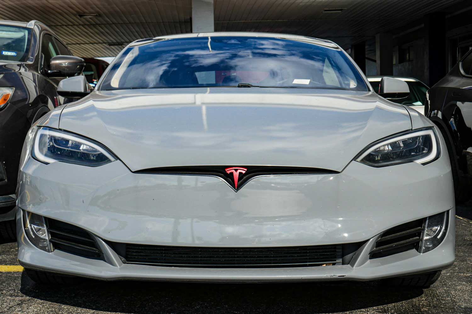 Tesla Model S Logo