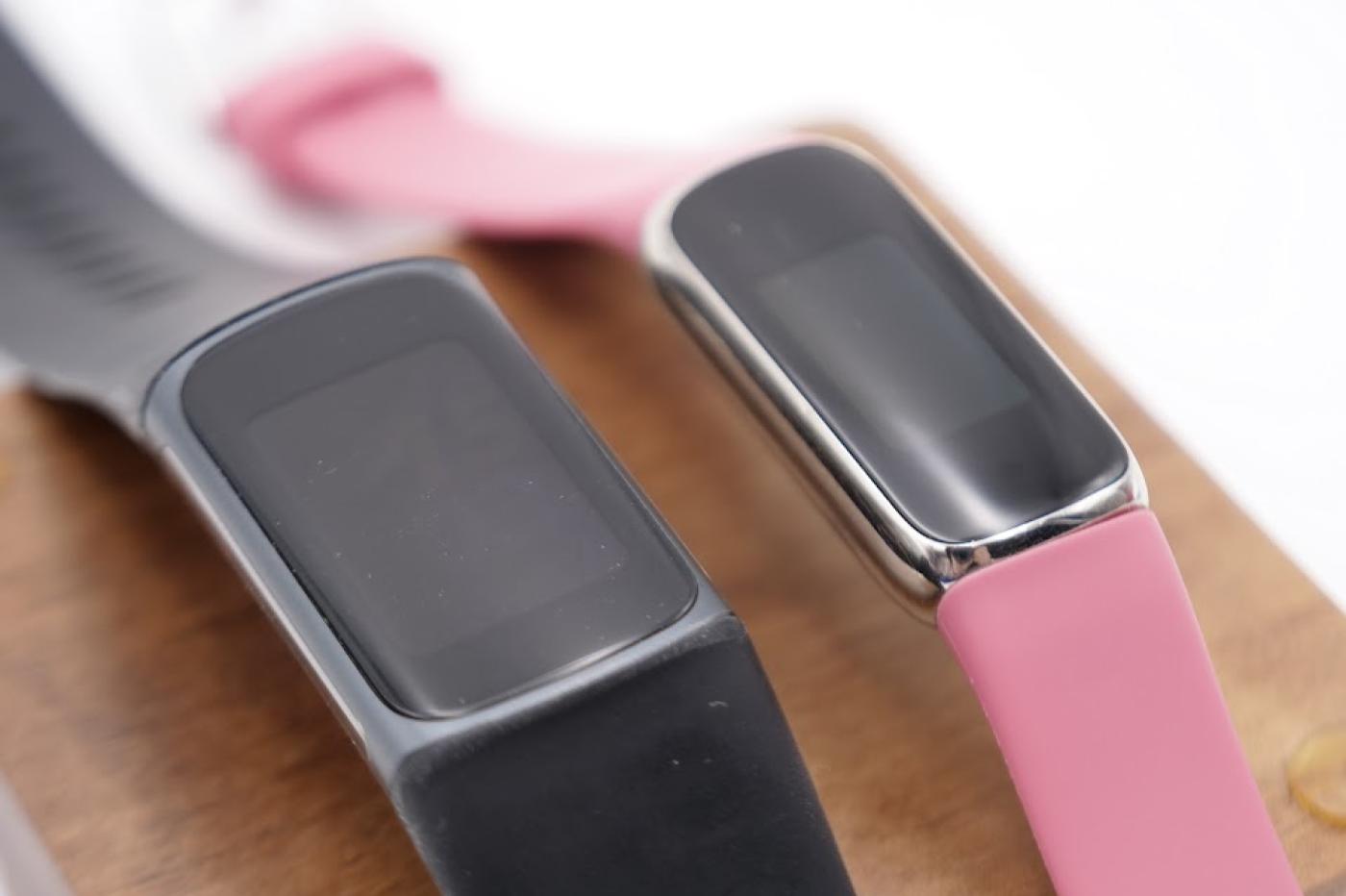 Soldes Fitbit Charge 5 2024 au meilleur prix sur
